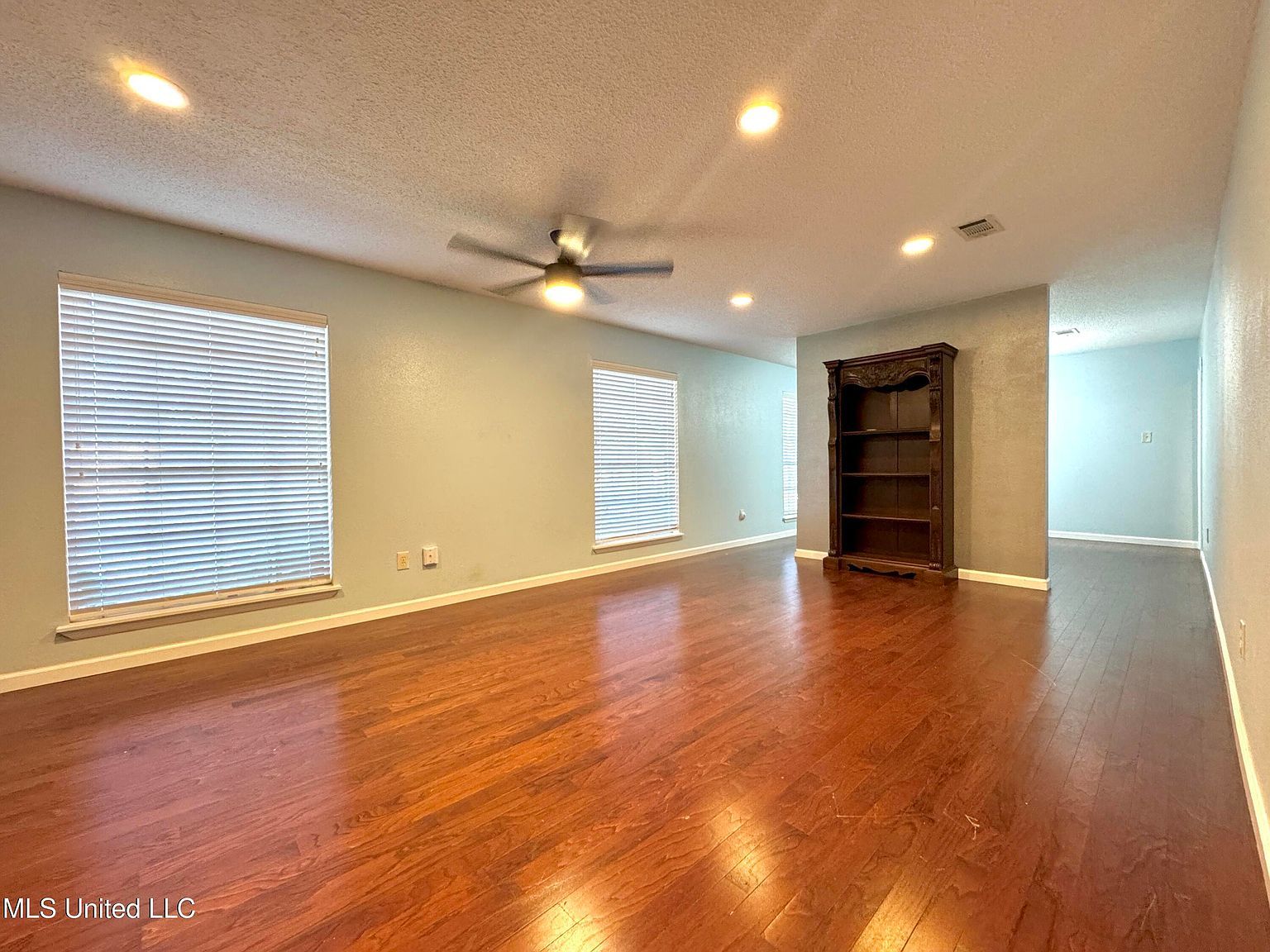 304 Fairview Dr Biloxi, MS 39531  | Single Family