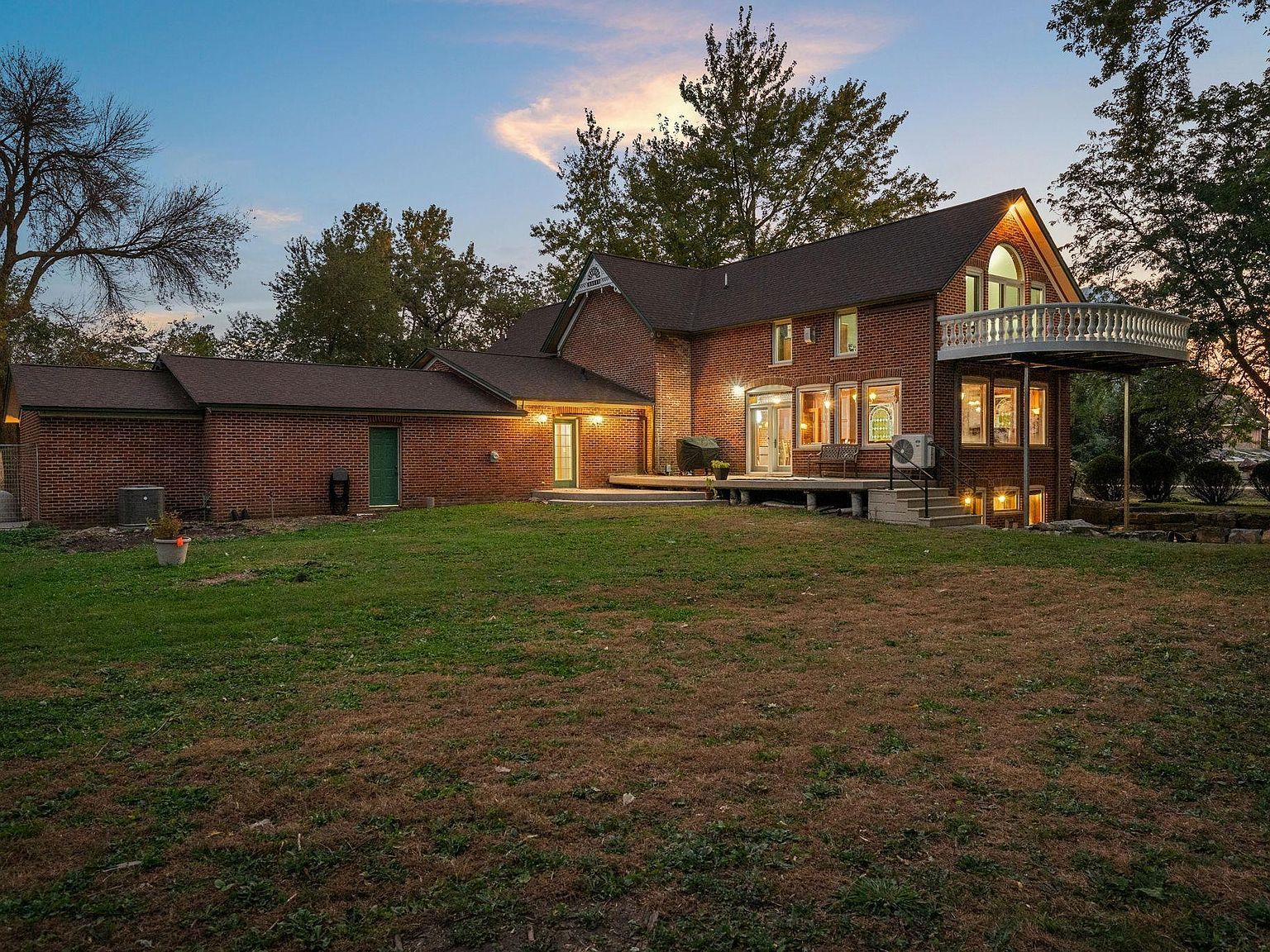 15862 535th Ave Austin, MN 55912  | Single Family