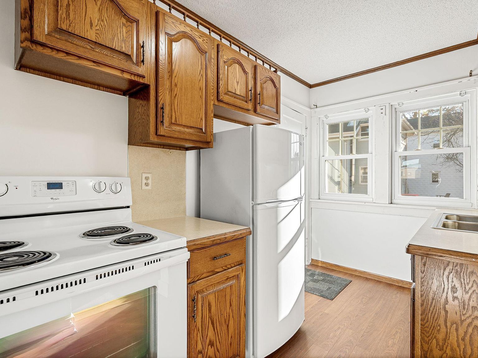 301 W Oakland Ave APT 5 Austin, MN 55912  | Condominium