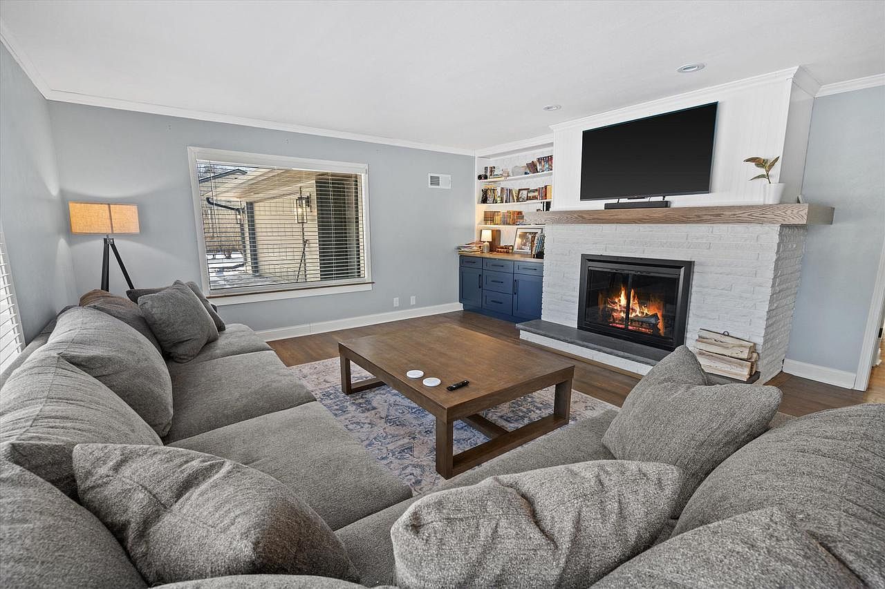 305 Sunny Ln Thiensville, WI 53092  | Single Family