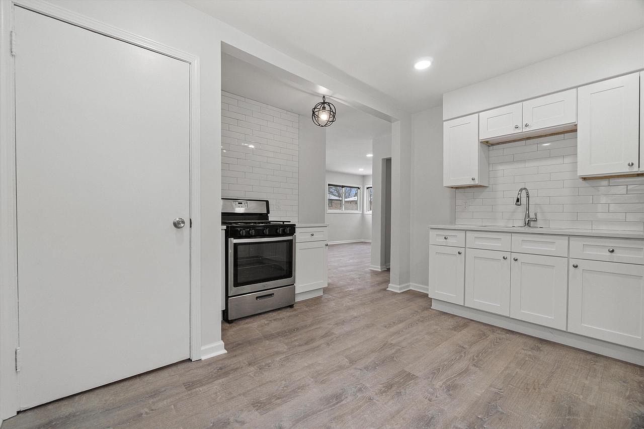 5320 N 60th St Milwaukee, WI 53218  | Single Family