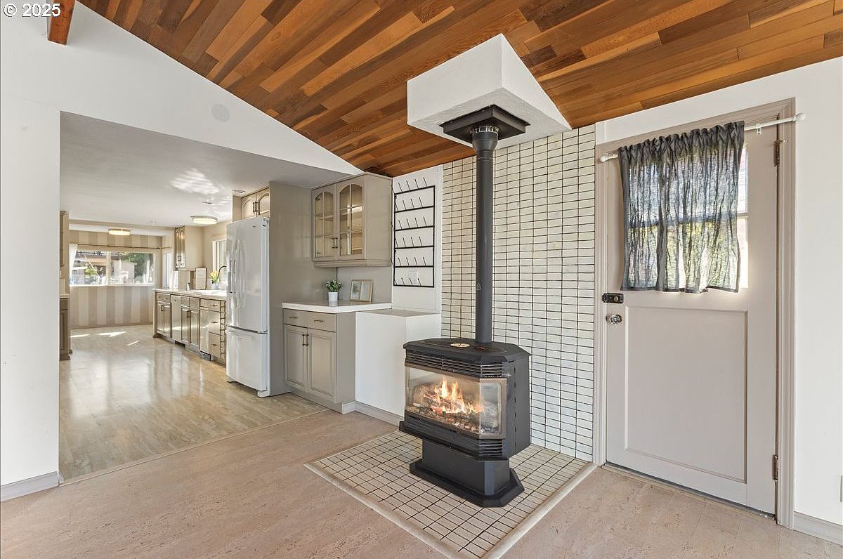 205 N Bridgeton Rd #9W Portland, OR 97217 | Single Family