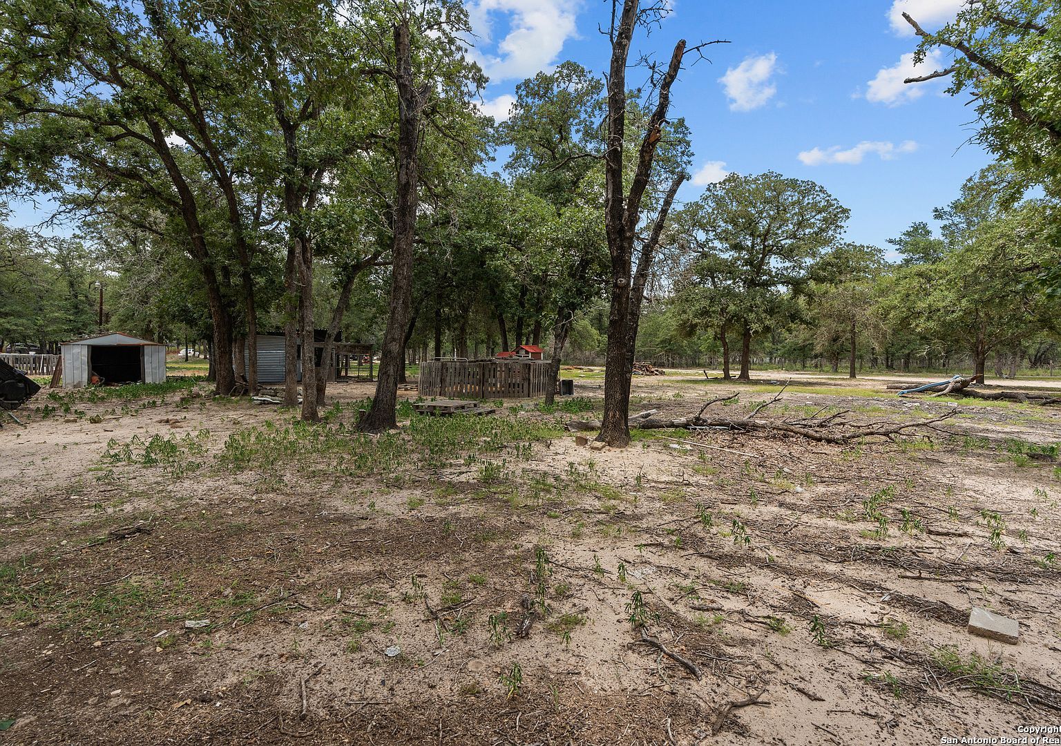 129 Kothmann Rd La Vernia, TX 78121  | New build
