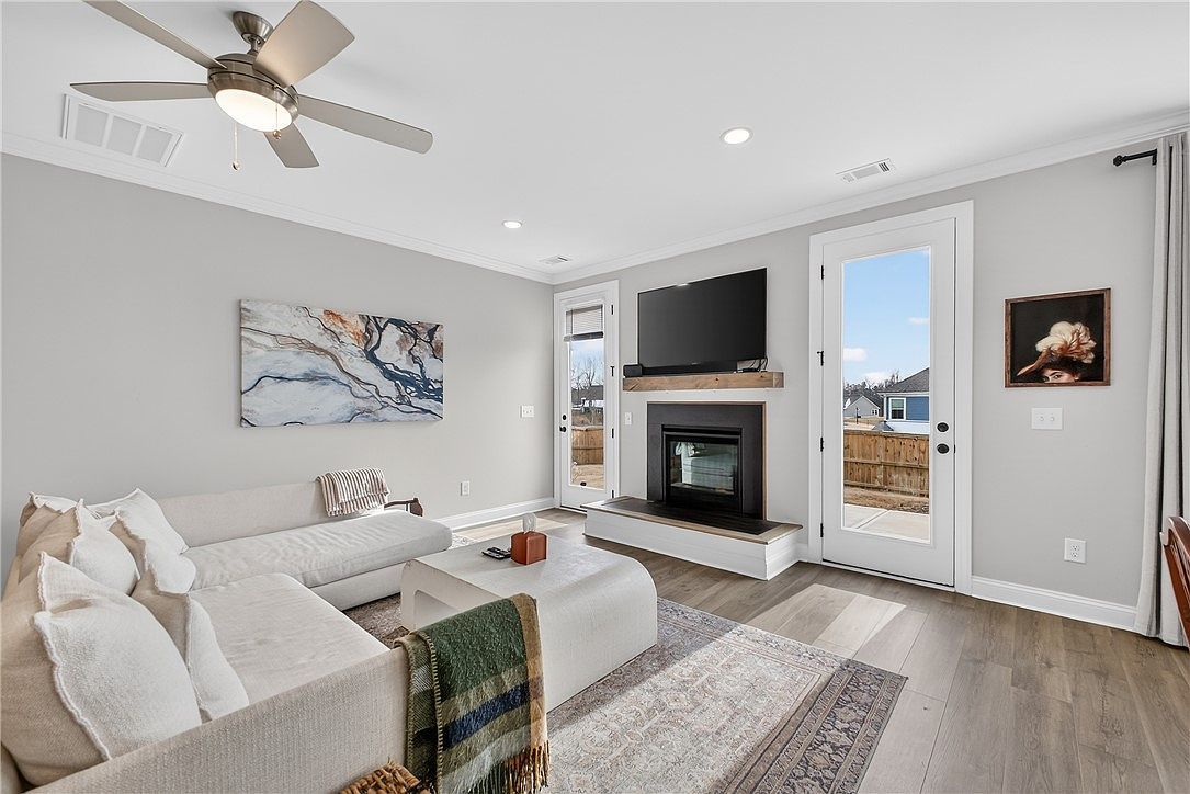 513 Lewes Ave Simpsonville, SC 29681 | Single Family