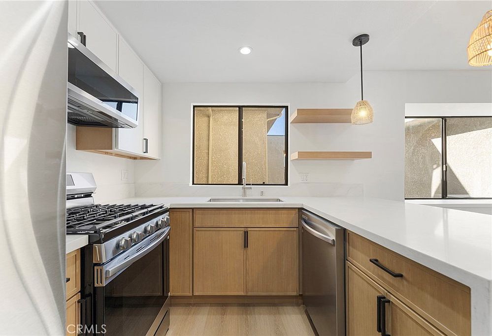 10219 Pinewood Ave APT 2 Tujunga, CA 91042  | Condominium