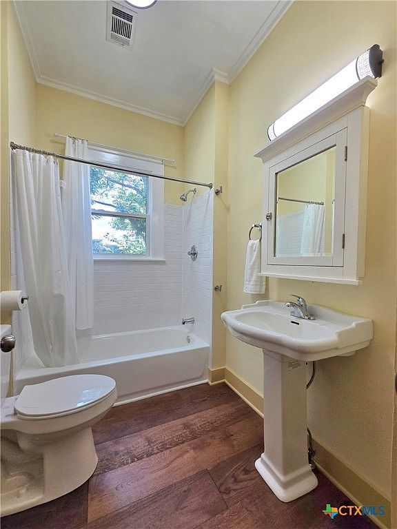 429 N Main St Rockdale, TX 76567  | Single Family