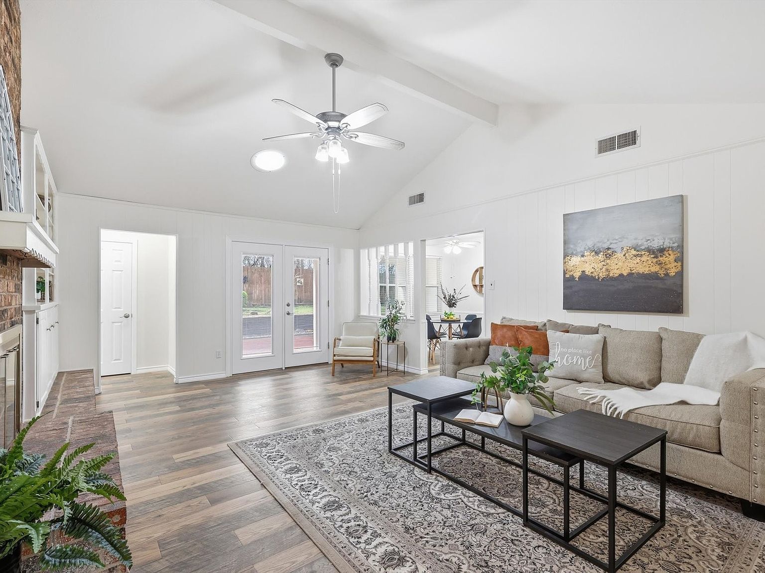 2316 S Pleasant Forest St Arlington, TX 76015 | Single Family