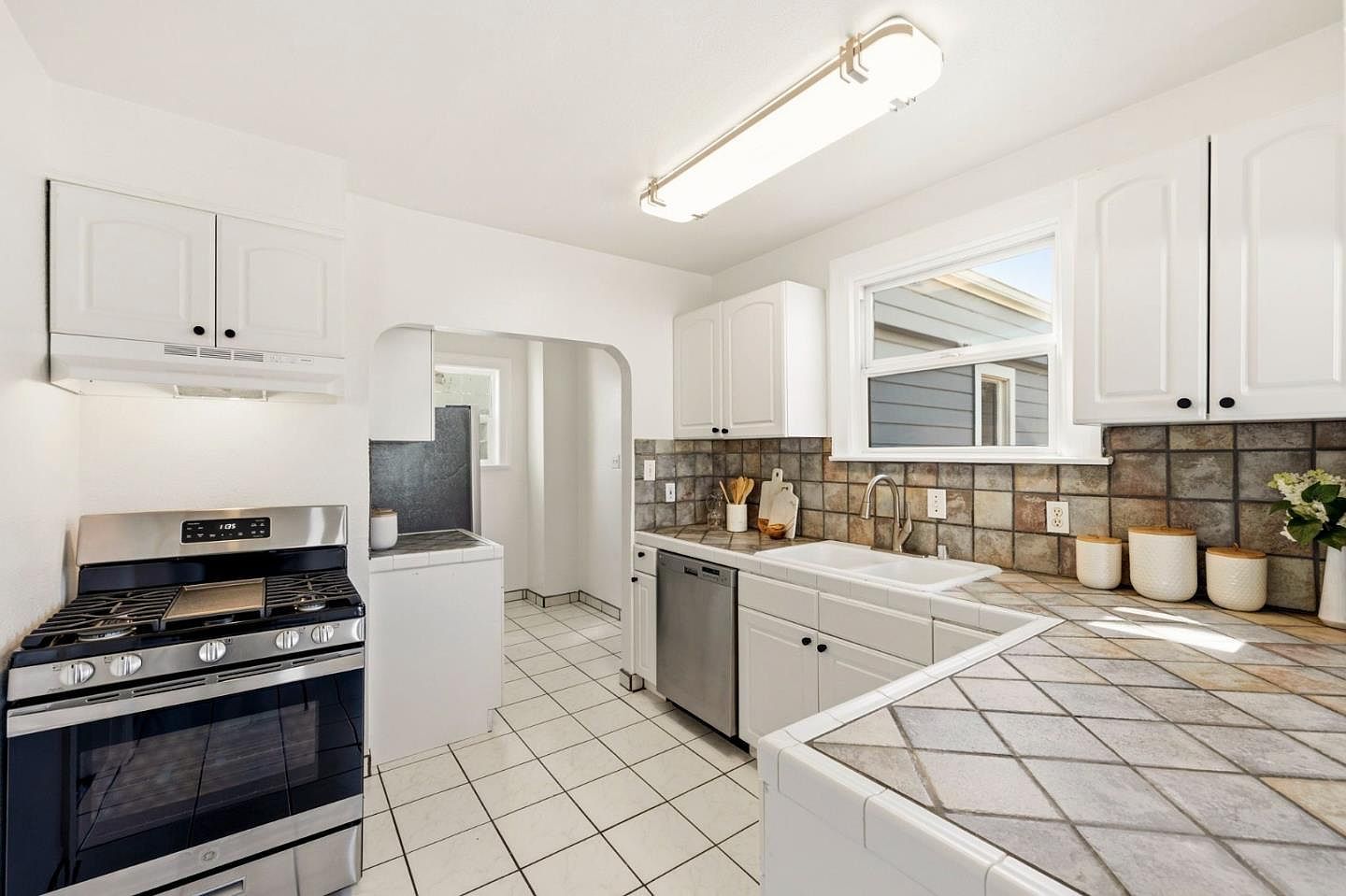 1105 Summer Ave Burlingame, CA 94010 | Single Family