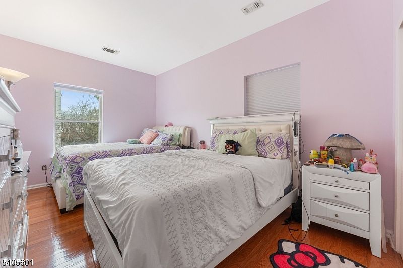 511 Brittany Dr Wayne, NJ 07470  | Condominium