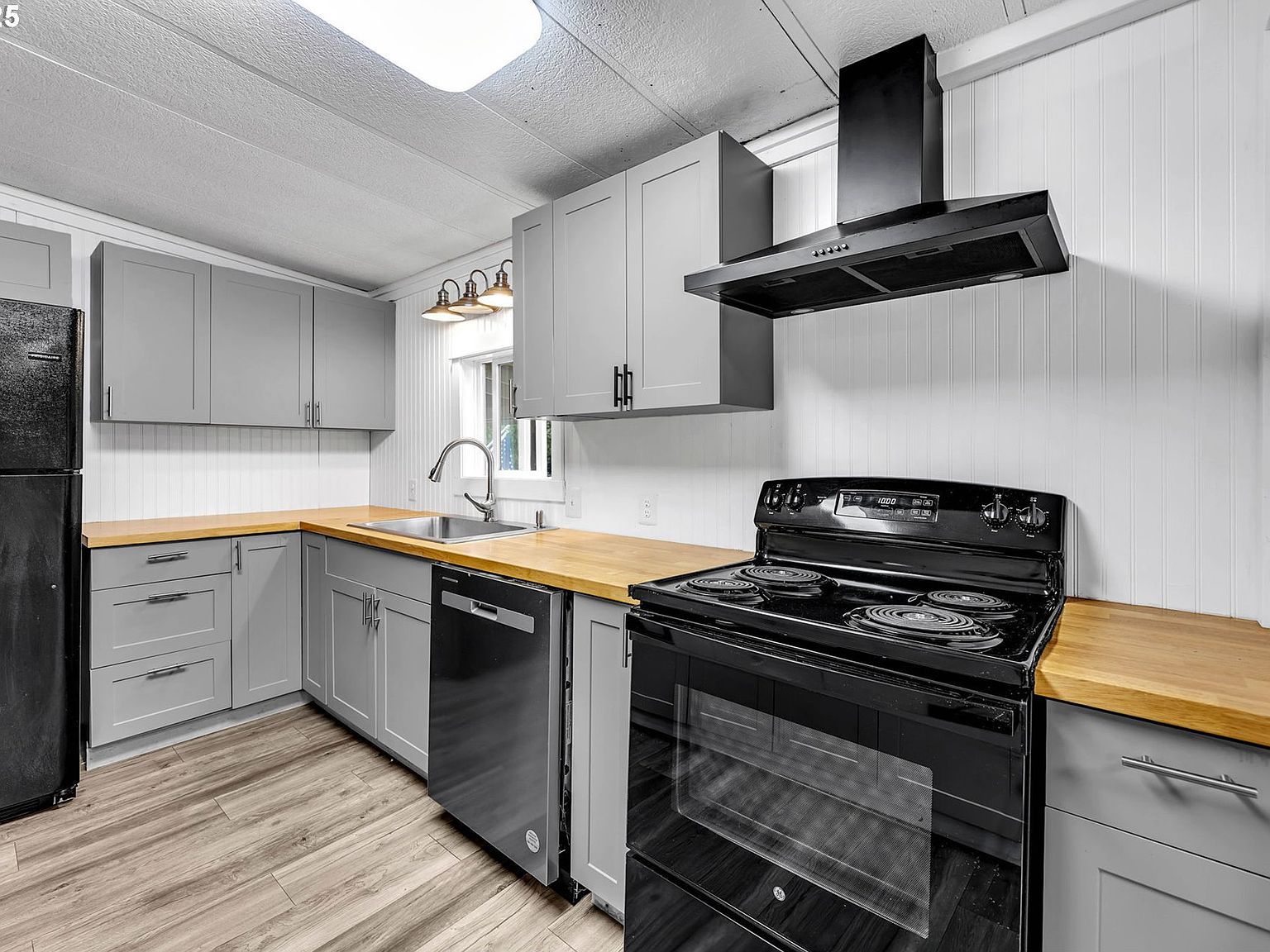 300 E Jones St Yacolt, WA 98675  | New build