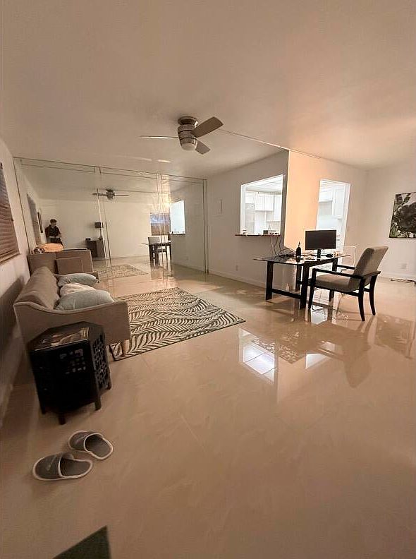 686 Brittany Park #O Delray Beach, FL 33446 | Condominium
