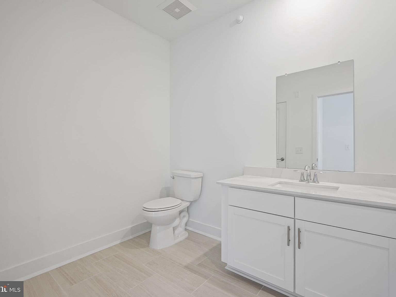 27201 Radford Ct Monroe Township, NJ 08831  | New build