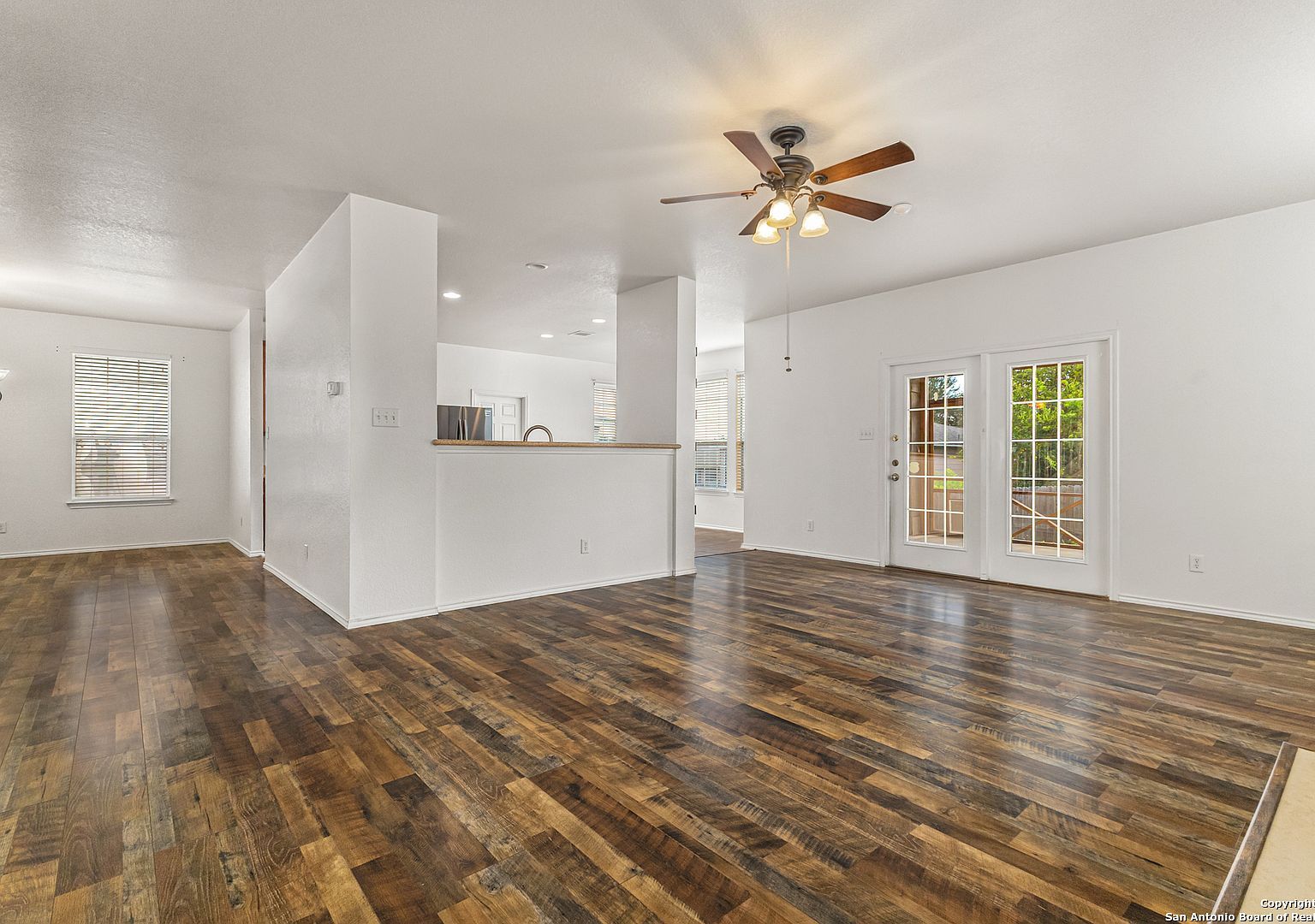 7114 Avery Rd Live Oak, TX 78233  | Single Family