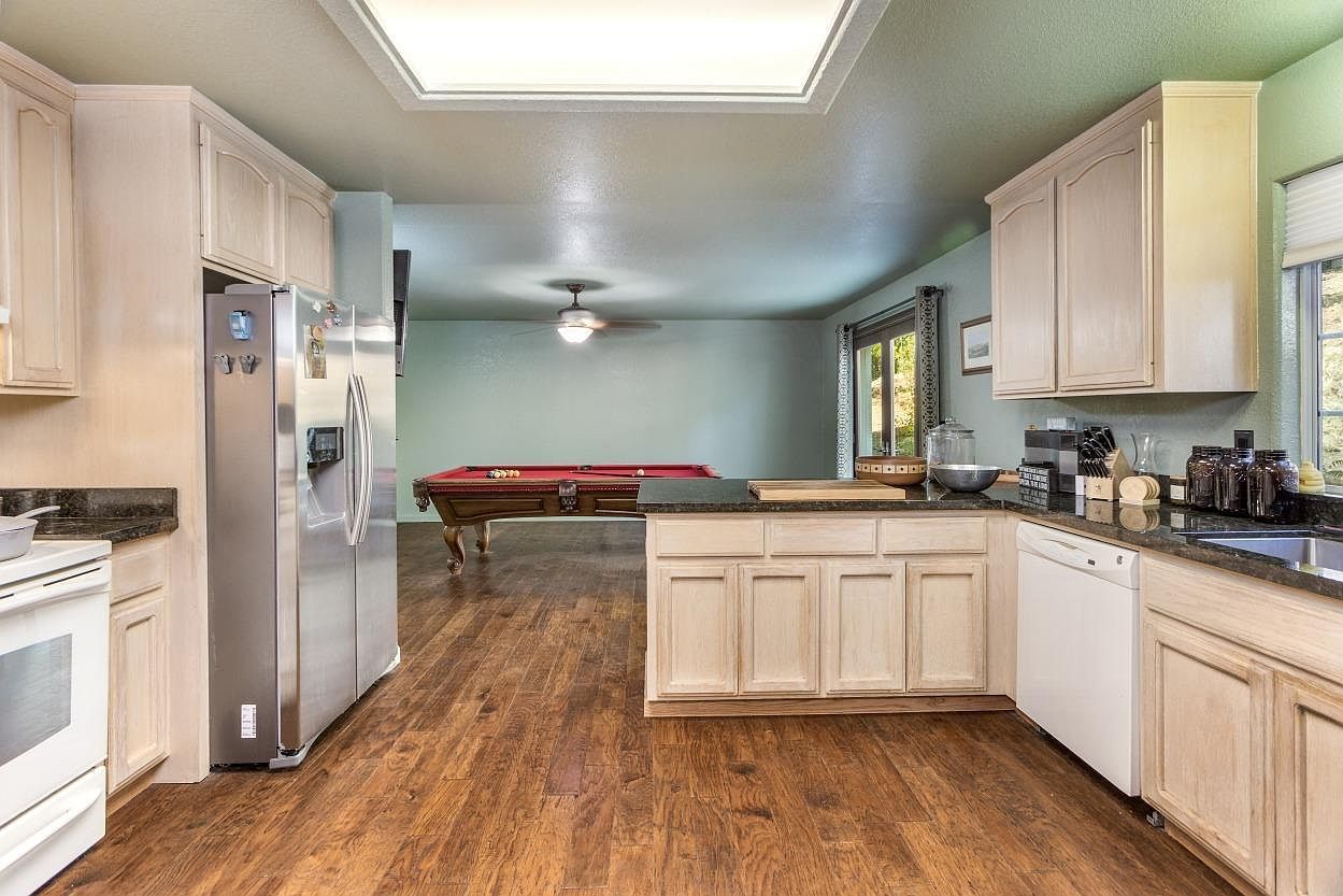 1071 Dogwood Dr Murphys, CA 95247 | Single Family