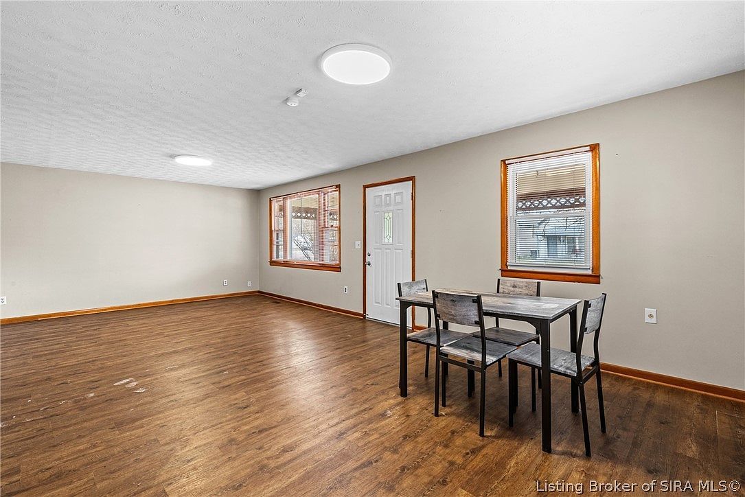 217 Beckett St Clarksville, IN 47129  | Single Family