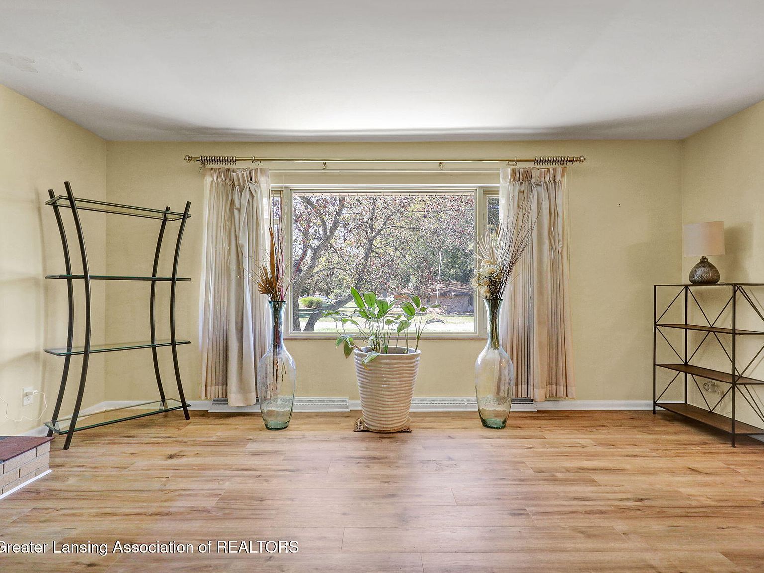 2206 Kuerbitz Dr Lansing, MI 48906  | Single Family