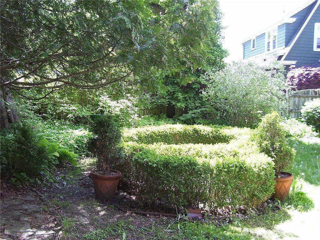 5 Eaton Ave Norwich, NY 13815  | Single Family