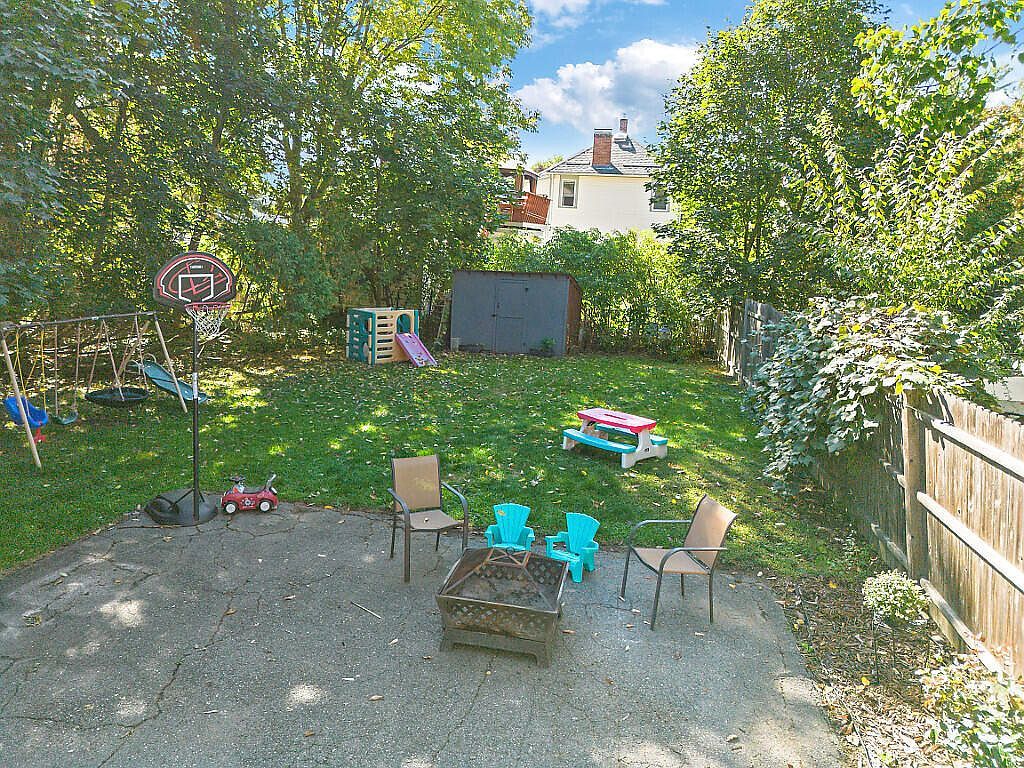 10 Edgewood St Waterville, ME 04901  | Single Family