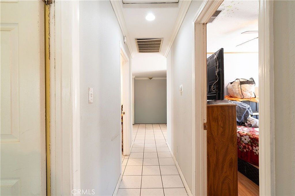 11044 Borden Ave Pacoima, CA 91331  | Single Family