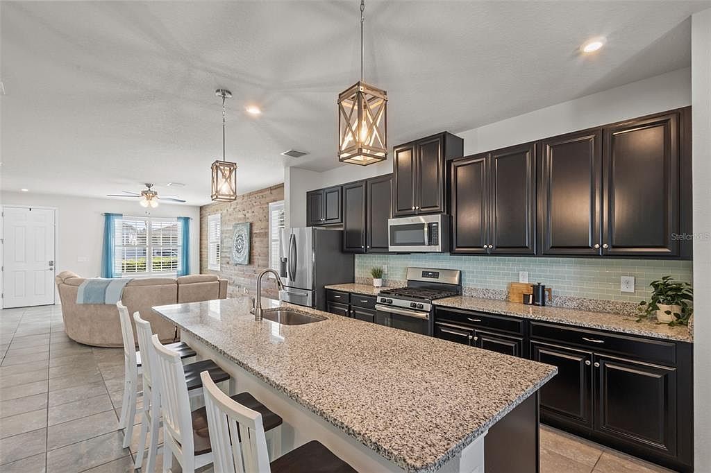 2327 Pergola Way Odessa, FL 33556  | New build