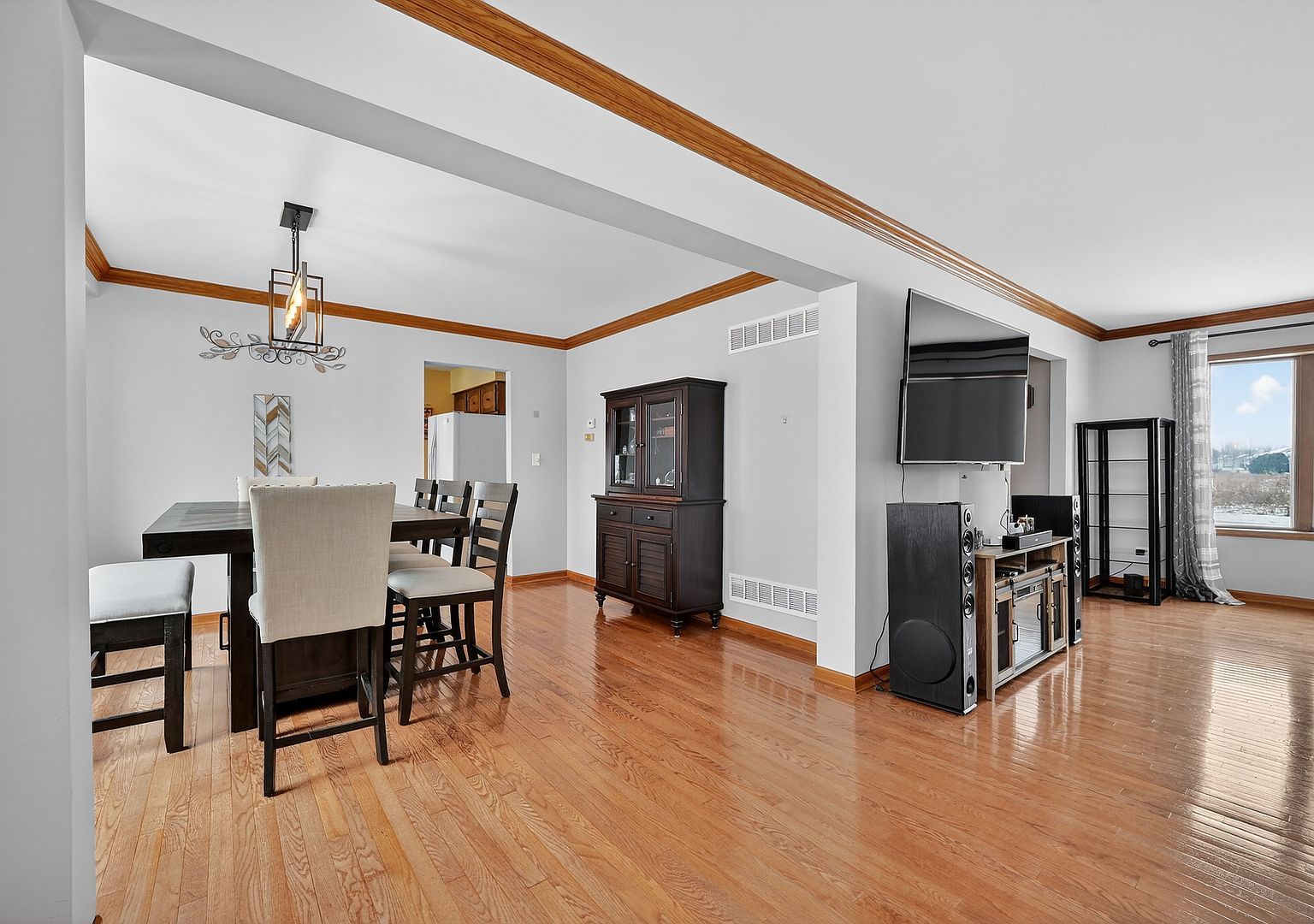 9623 S Carls Dr Plainfield, IL 60585  | Single Family