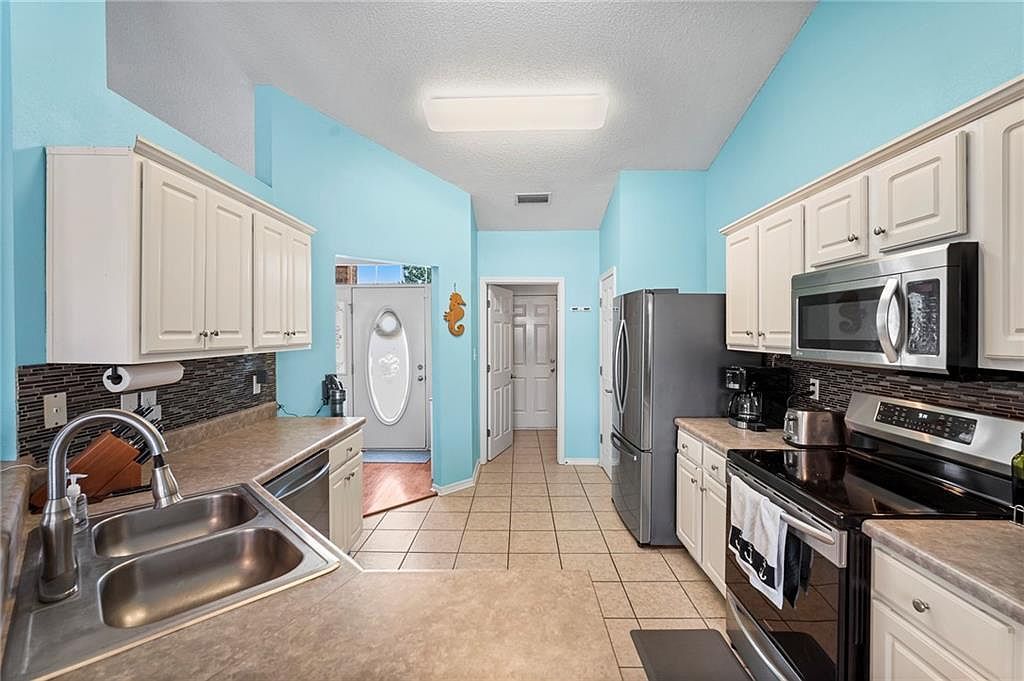 9629 Watkins Dr Fairhope, AL 36532 | Single Family