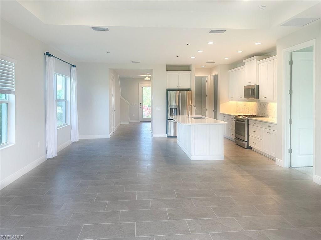 4605 Centaurus Cir Naples, FL 34120  | Single Family