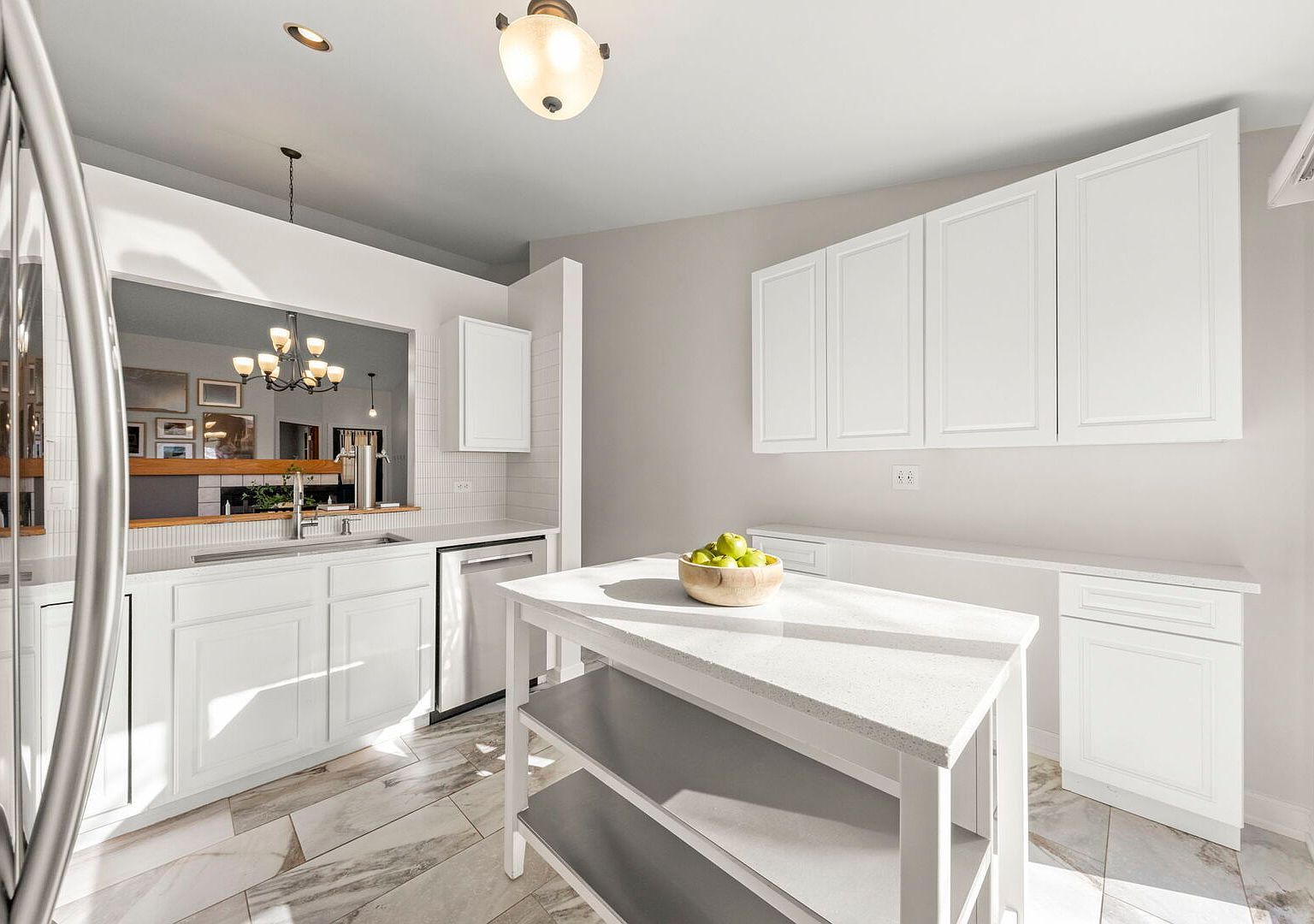 687 Springwood Dr Joliet, IL 60431 | Single Family