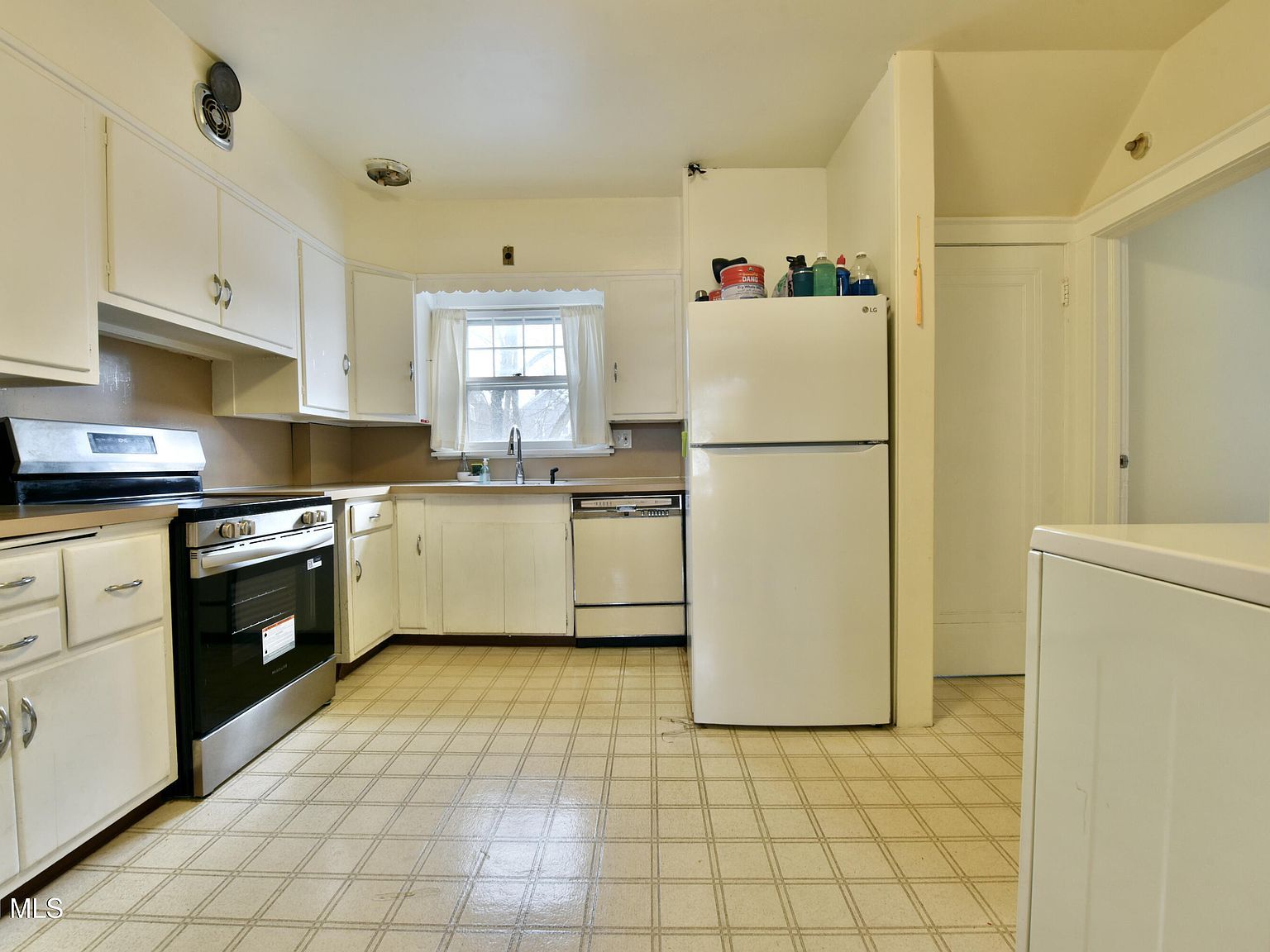 194 S Main Ave Albany, NY 12208 | Single Family