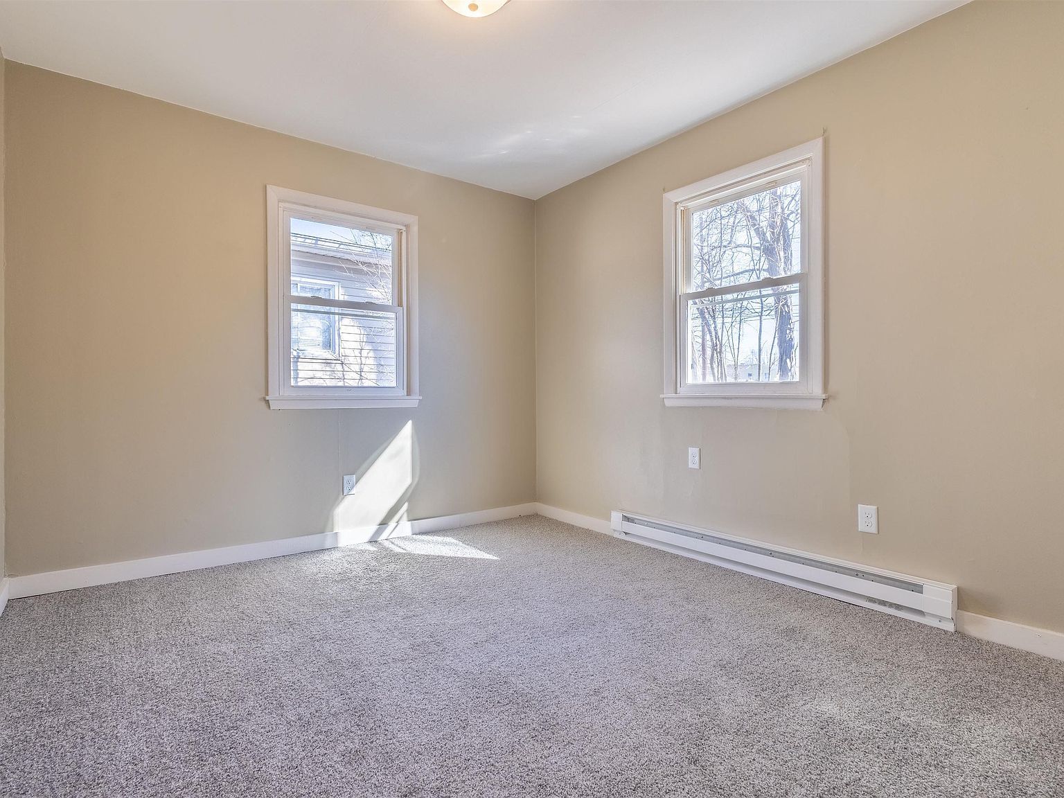 5409 Webster St Fort Wayne, IN 46807 | Single Family