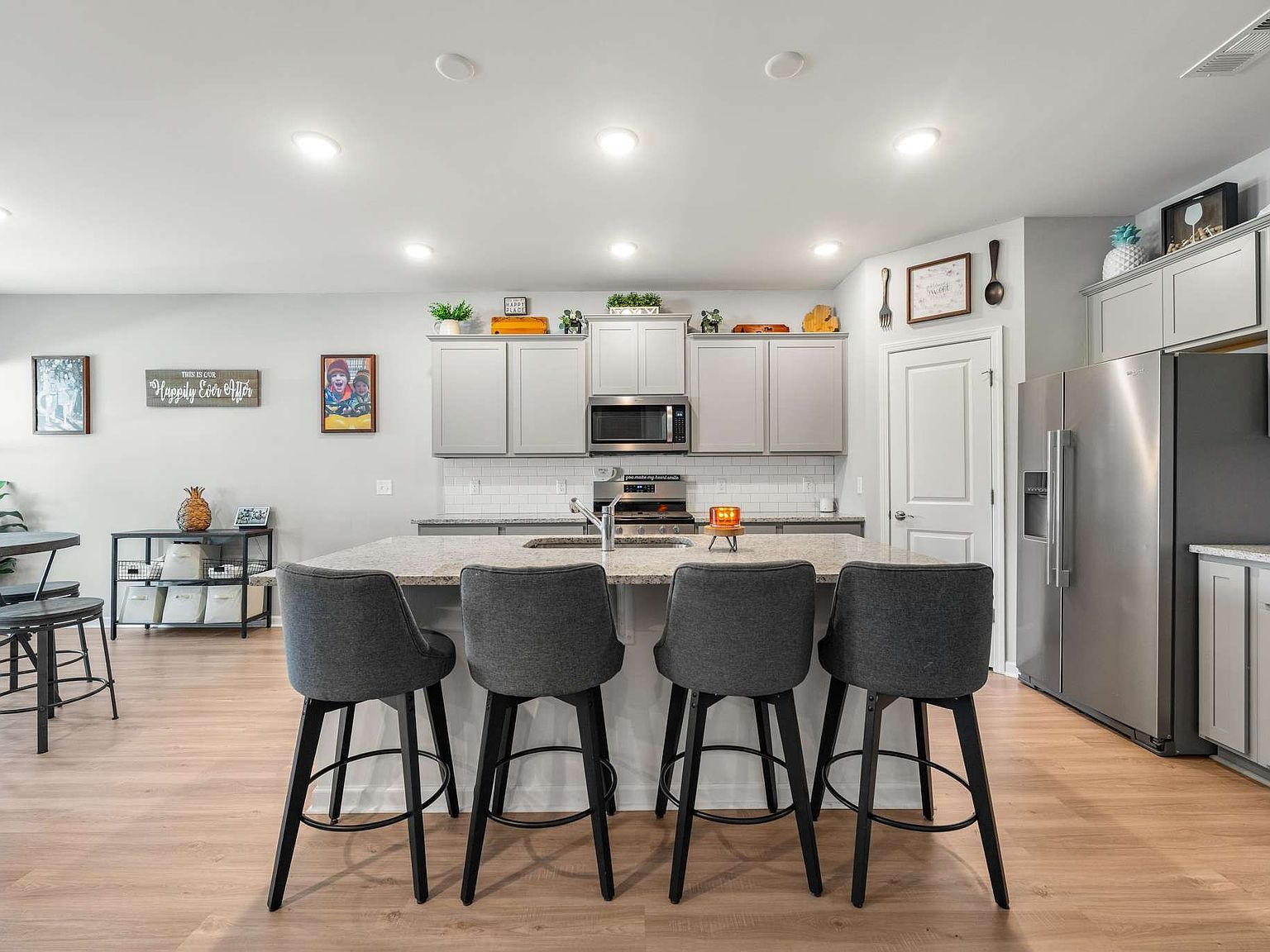 252 Brook Ave White House, TN 37188 | Single Family