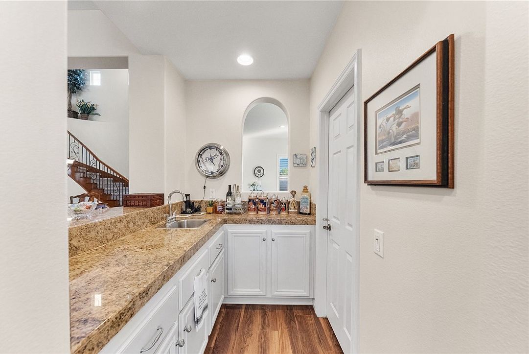 36691 Kennemer Dr Murrieta, CA 92562  | Single Family