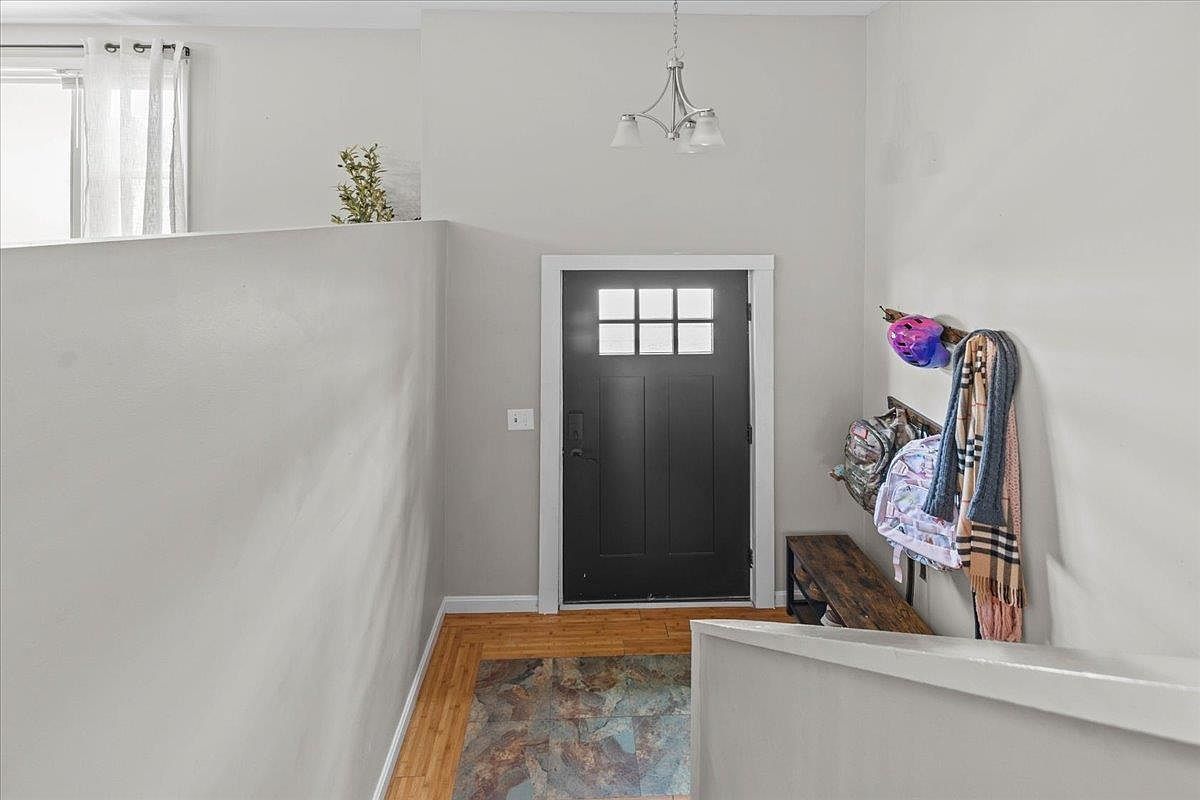 58 Edward St Saint Albans, VT 05478  | Single Family