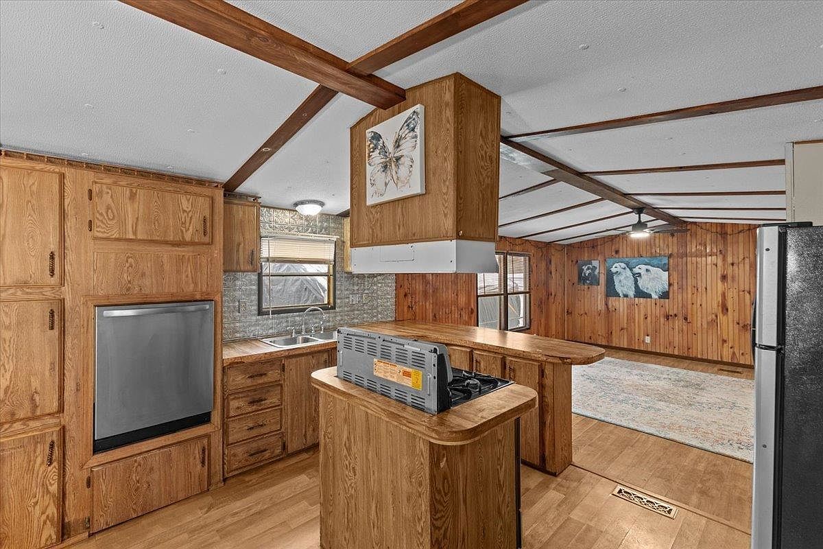 63 Kapica Ln Milton, VT 05468  | New build