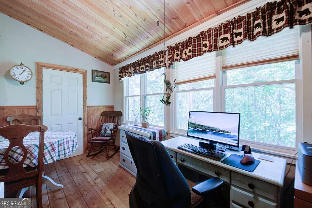 230 Skyview Dr Clarkesville, GA 30523  | Single Family