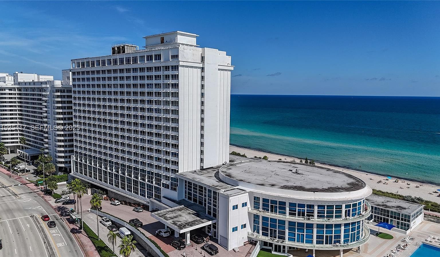 5445 Collins Ave APT 1504 Miami Beach, FL 33140 | Condominium