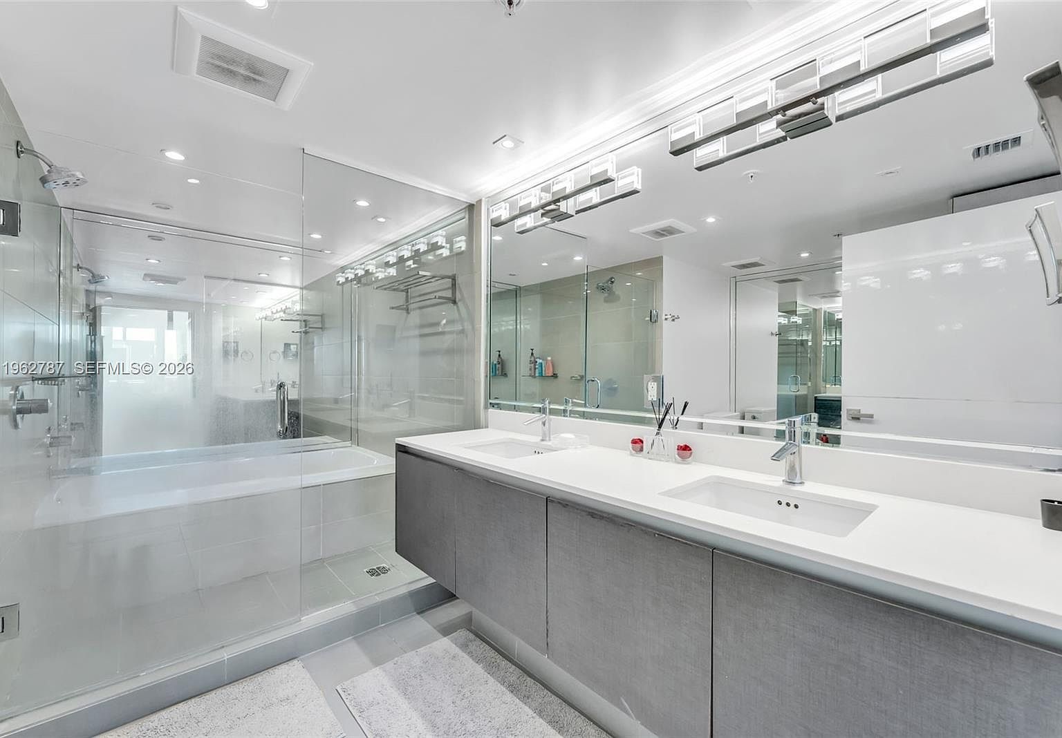 6620 Indian Creek Dr APT 609 Miami Beach, FL 33141 | Condominium