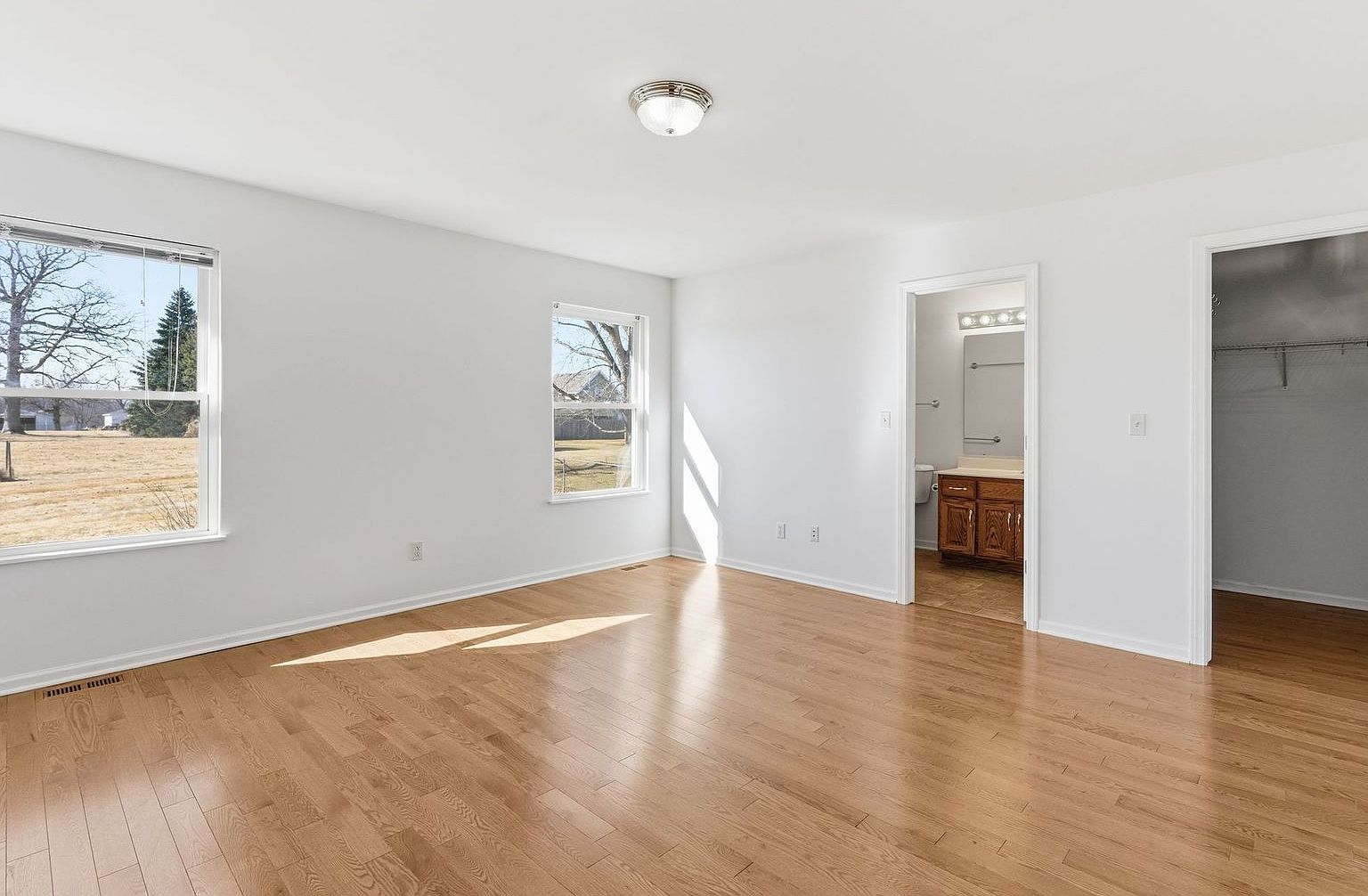 906 Warren St Earlville, IL 60518  | Single Family