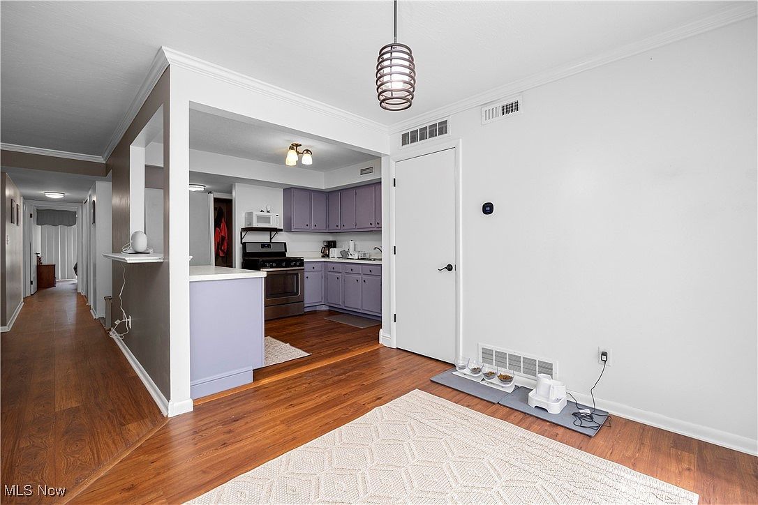 6320 Greenwood Pkwy #100-4 Northfield, OH 44067  | Condominium