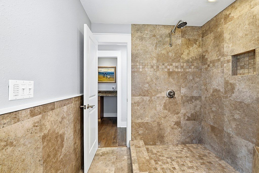 1809 E Gulf Beach Dr Eastpoint, FL 32328 | Single Family