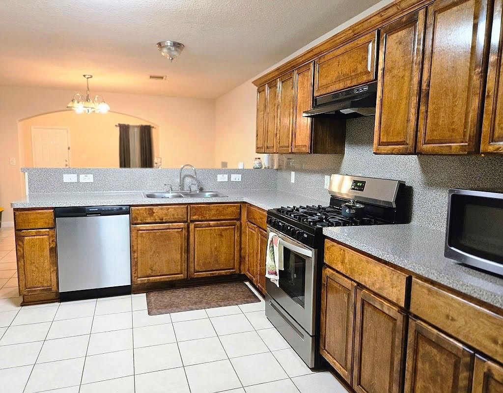 2107 Rosalee St La Marque, TX 77568 | Single Family