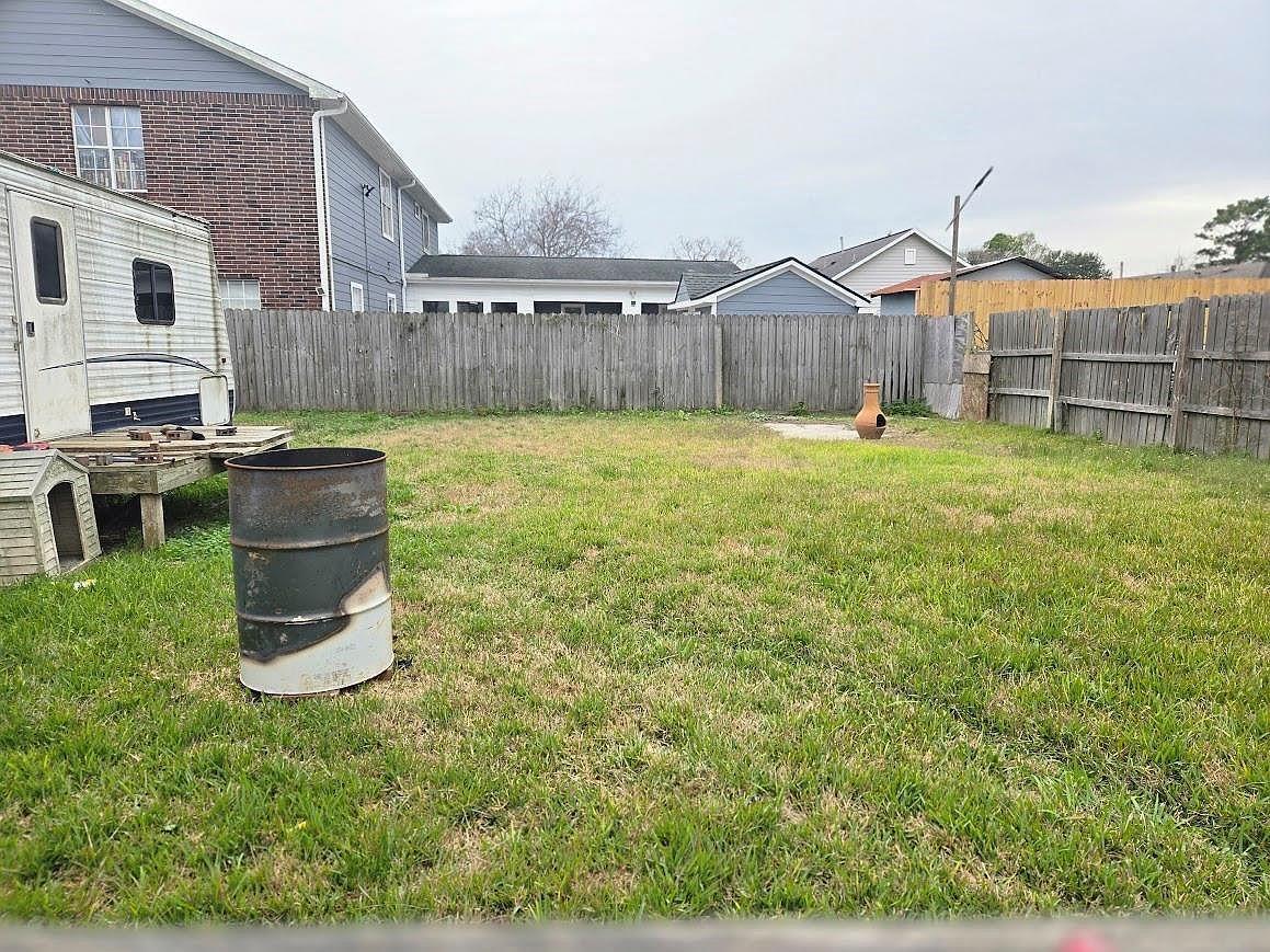 2418 Hill Ave Dickinson, TX 77539  | Single Family