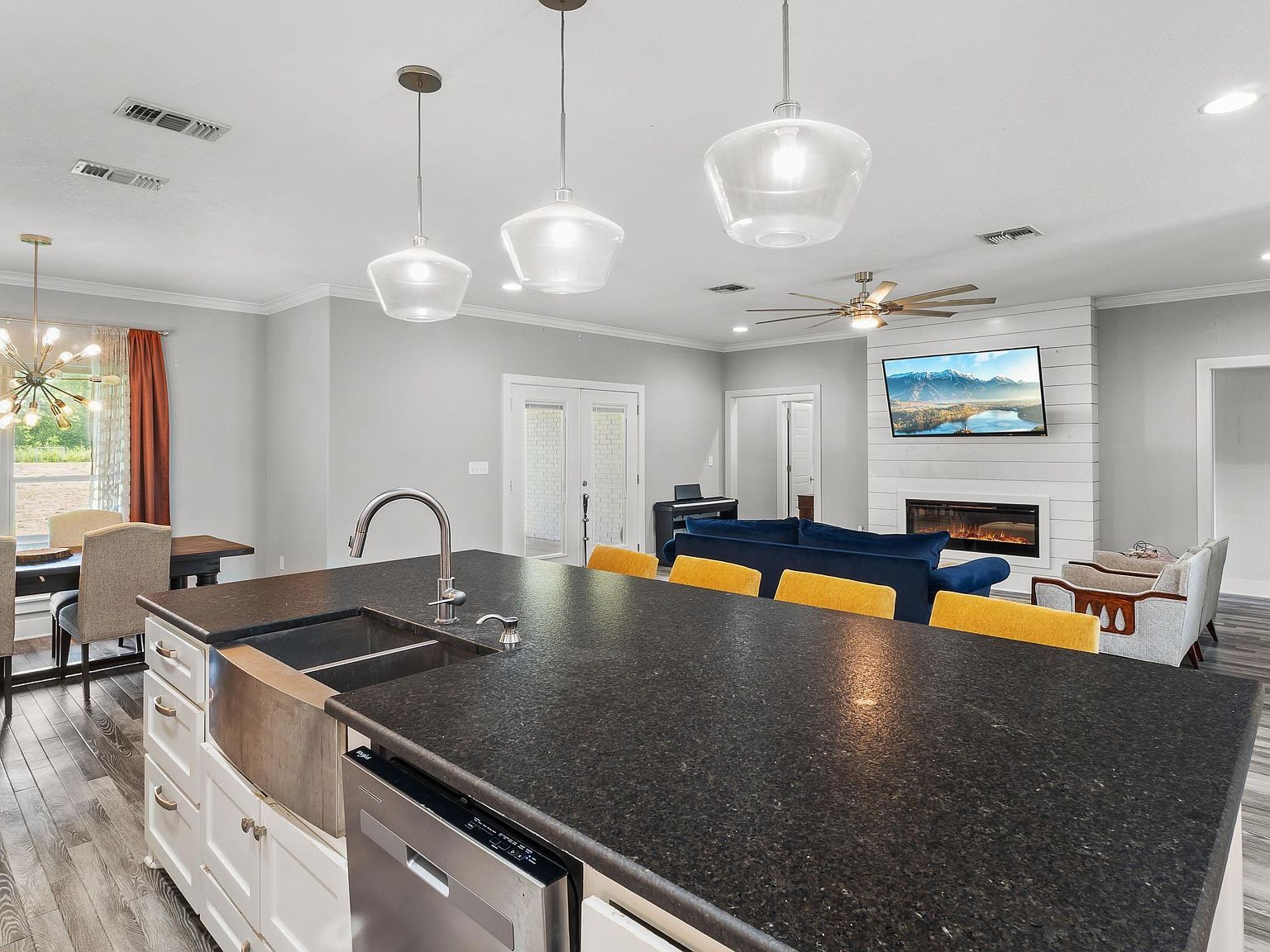 155 Lillian Ln Texarkana, TX 75501  | Single Family