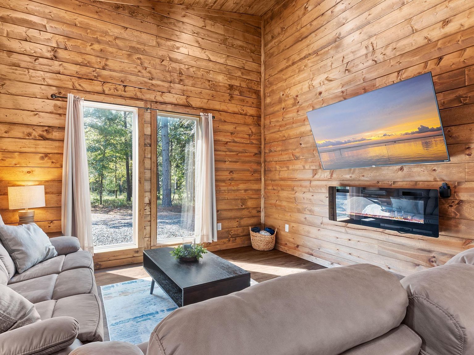 19 Southern Alder Trl Broken Bow, OK 74728  | Single Family