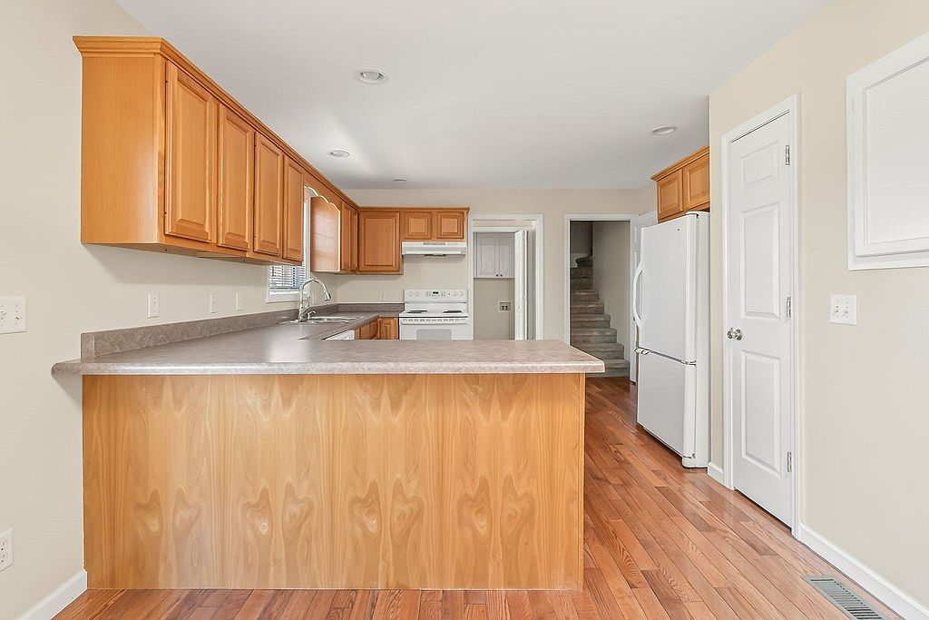 3429 Wj Robinson Rd Cookeville, TN 38506  | Single Family