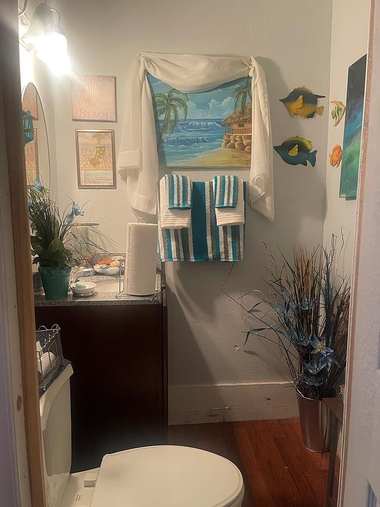 200 Whitehall St Abbeville, SC 29620  | Single Family