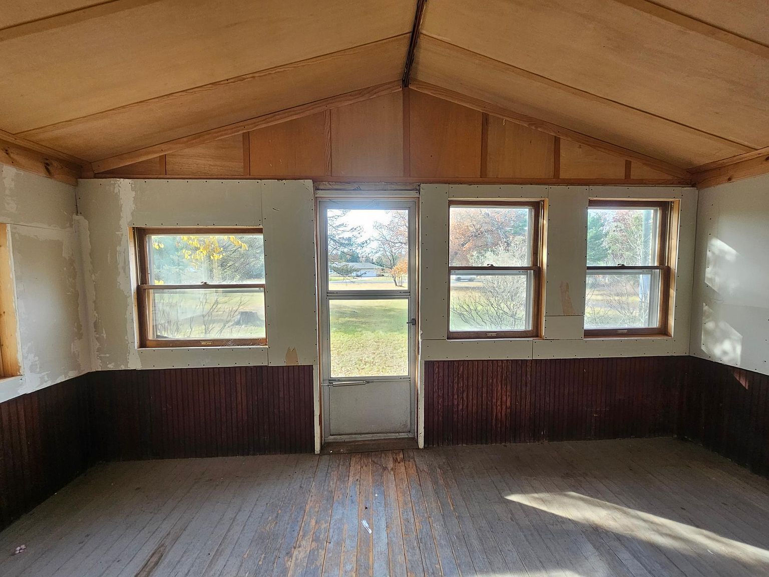 624 Pine St N Grantsburg, WI 54840  | Single Family