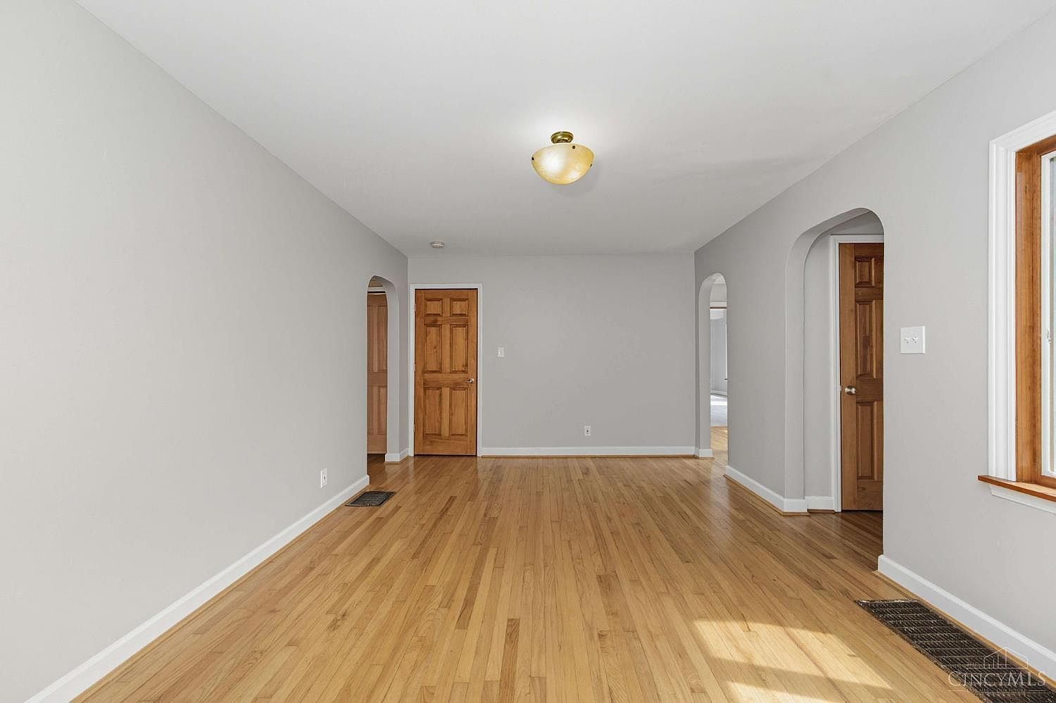 1306 W Loveland Ave Loveland, OH 45140 | Single Family