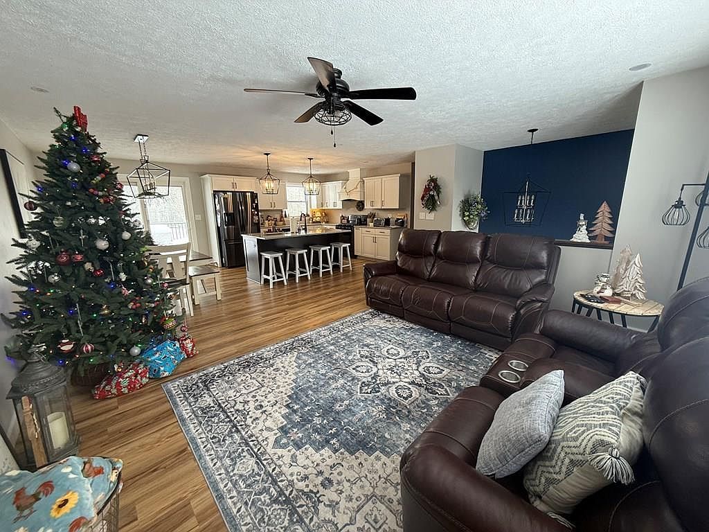 244 Warren Rd Franklin, PA 16323  | Single Family