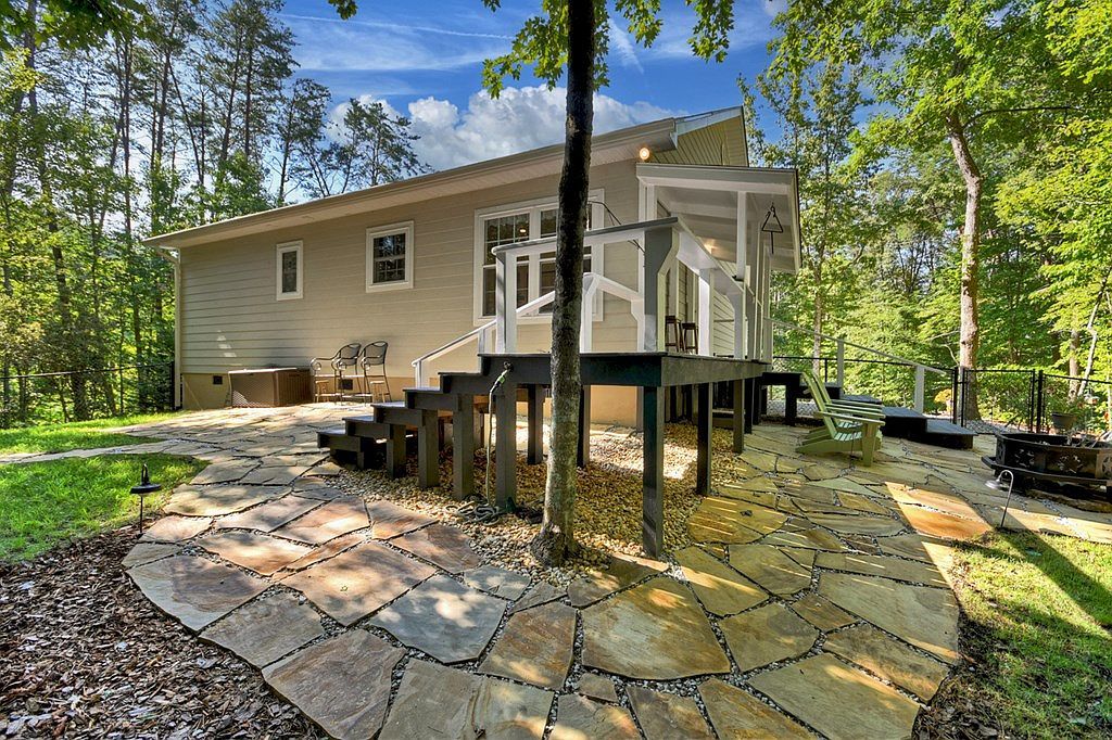 198 Laurel Dr Turtletown, TN 37391  | Single Family